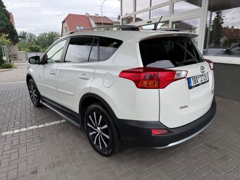 TOYOTA RAV 4 AUTOMAT 4x4 - 6