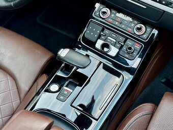 Audi A8 Long 3.0Tdi FULL VÝBAVA - 6