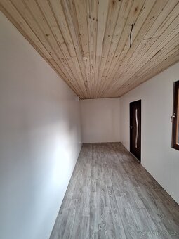 Obytná chata 6×2.4 m - 6