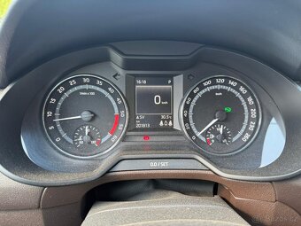 Škoda octavia iii scout Tdi nová STK - 6