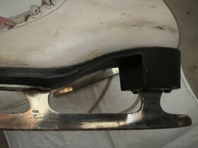 Brusle lední dívčí vel. 36 zn. Botas - 6