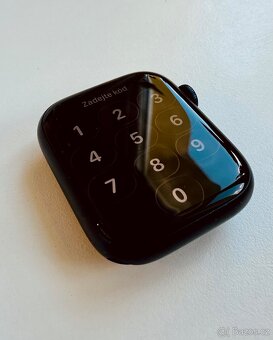 Apple Watch 8 45mm Cellular - temně inkoustová - 6