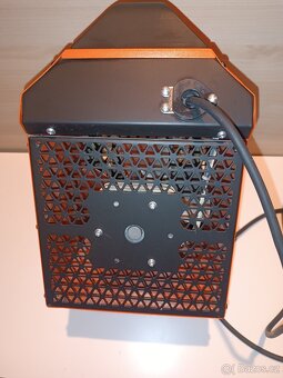 Topný teplovzdušný ventilátor 2000W - 6