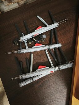 Mechanická polohovací postel - 6