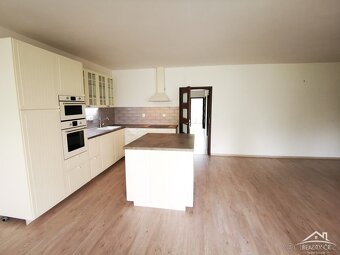 Pronájem Bytu 3+1 s balkonem 100m2 Jihlava - 6