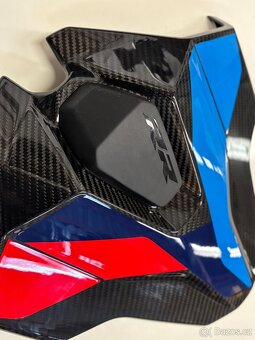 BMW M1000RR M competition - originální díly karbon - 6