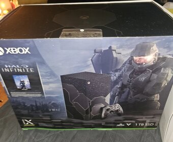 Prodám Xbox Series X Halo Infinite - 6