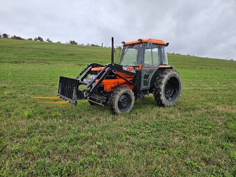 Malotraktor Kubota GL53 s čelním nakladačem - 6