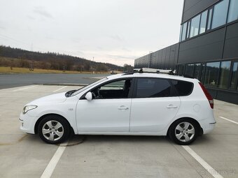 HYUNDAI i30, 1.4i, 2009,2.majitel,koupeno v ČR - 6
