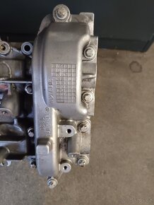 Kompletní hlavy motoru Mercedes Benz 350 cdi, OM 642 - 6
