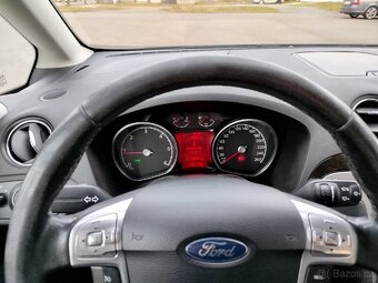 Ford Galaxy - 6