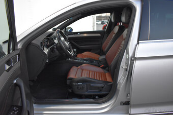 Volkswagen Passat 2.0TDi Elegance Matrix Virtual - 6