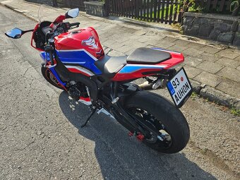 Honda CBR 1000 RR - 6