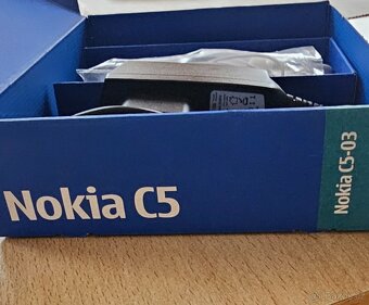 Nokia C5-03 - 6