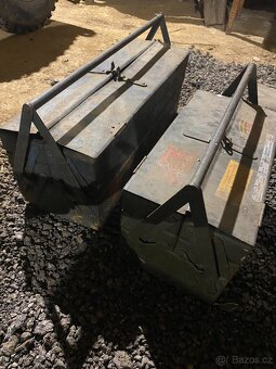 Soubor dílů na traktor Zetor - 6