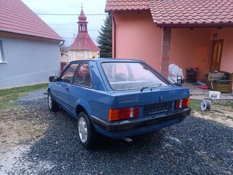 Ford Escort - 6