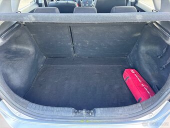 Kia Ceed - 6