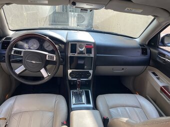 Chrysler 300c 3.0crd - 6