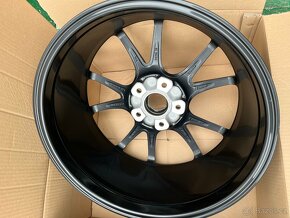PORSCHE CARRERA 911 alu kola 20" nové, originál - 6