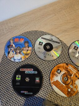 Playstation 1 komplet plus hry - 6