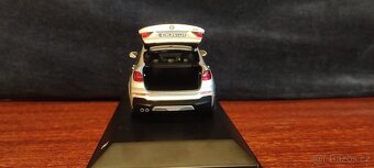 BMW X4 Herpa - 6