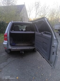 Toyota RAV4 - 2,0 110kw - benzín - 6