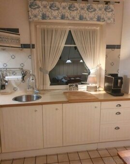 Krásná venkovská linka se spotřebiči,5741 - 6