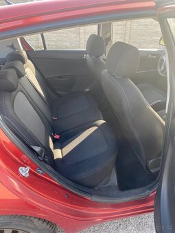 Hyundai i20 1.2i+LPG 63kw koupeno v ČR rv.2013 - 6