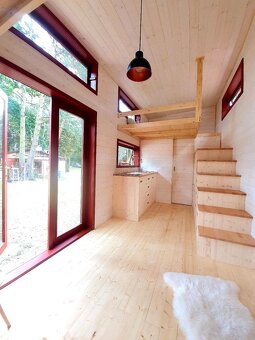 Luxusní tiny house z přírod. materiálů, design mobilní dům - 6