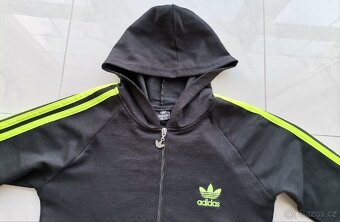 Adidas mikina minimálně nošená vel. 146 - 152 - 6