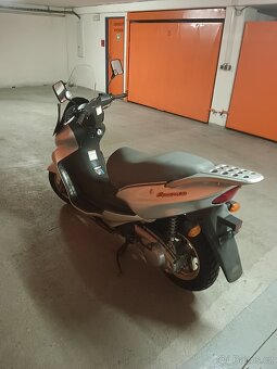 Suzuki Epicuro 125,11kw - 6