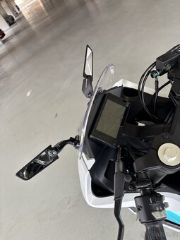 CFMOTO 300SR Nebula White - 6