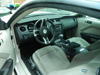 ford mustang rv.2010 - 6