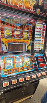 Výherní automat Phoenix 300 cabinet 91 rok velmi pěkný stav. - 6