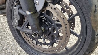 TRIUMPH TIGER 1050 - 6