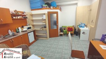 Prodejna se zázemí s možností přestavby na bydlení v K.Hoře - 6