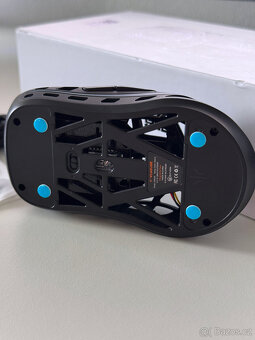 WLMouse Strider [Open Box/Black/Omron/8K] - 6