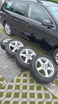 VW GOLF 6 1,6 TDI COMBI - 6