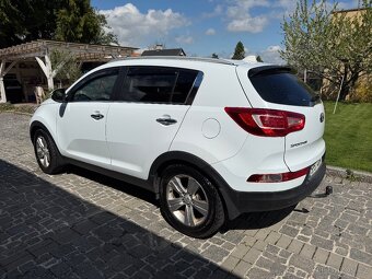 Kia Sportage 1.6i GDi 99kw rok 2013 LED světla - 6