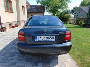 ŠKODA OCTAVIA 1.6 GLX,BENZIN,KLIMA,OKNA V EL. - 6