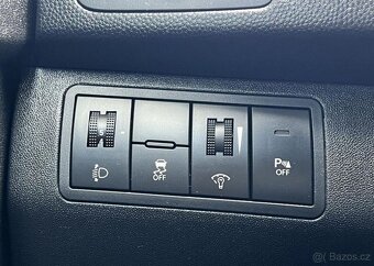 Kia Venga 1.6CVVT KAMERA KLIMA ALU manuál 92 kw - 6