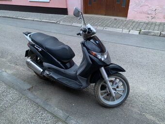 Prodám Piaggio Beverly 200 - rok výroby 2001 - 6