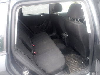 VW Passat Variant - 6