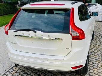 Volvo XC60 2.0D 5VÁLEC AUT 1.MAJITEL VÝHŘEV SERVISKA TAŽNÉ - 6