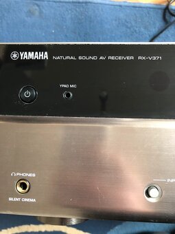 Yamaha RX-V371 - zesilovač - 6