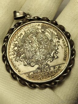 Vzácný stříbrný konvenční tolar Frankfurt 1772 v obrubě - 6