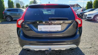 VOLVO V60 2012 T6 224 kW AWD 4x4 R-DESIGN,NAVI,PARK.KAMERA - 6