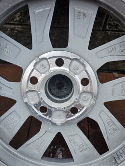 Alu disk Škoda Fabia 4 - 6