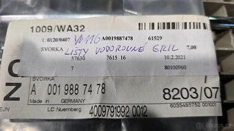 MERCEDES W116 A0019887478 příchytka vodorovné lišty masky - 6