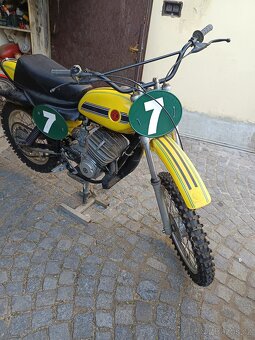 ČZ 250 - 6